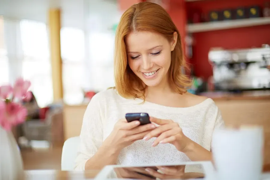 why-universities-need-sms-to-enhance-cx